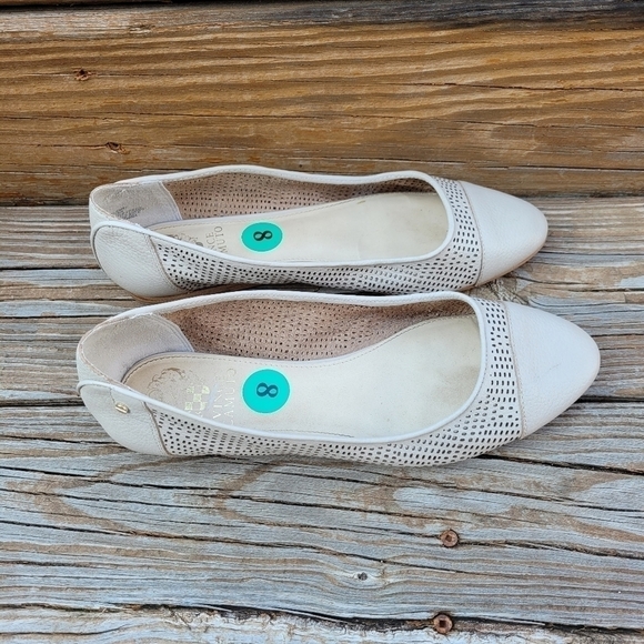 Vince Camuto Lemel Ballet Flat - Picture 3 of 5